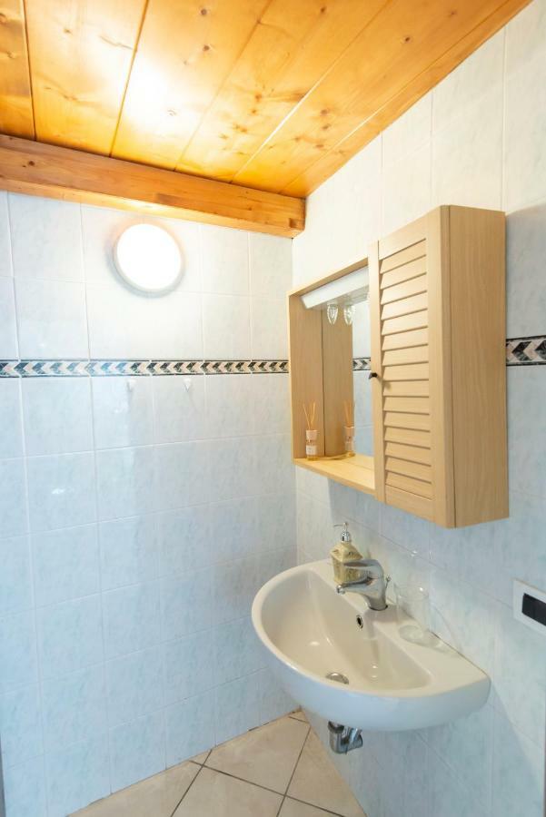 Stupenda Villa Vista Lago Mergozzo Exterior photo